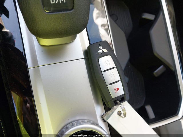 2025 MITSUBISHI OUTLANDER JA4J4UA8XSZ052443 Photo 10