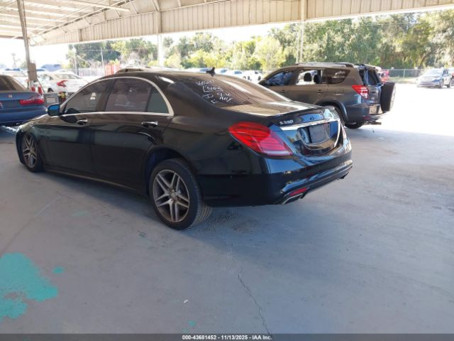 2015 MERCEDES-BENZ S 550 WDDUG8CB1FA166237 Photo 2