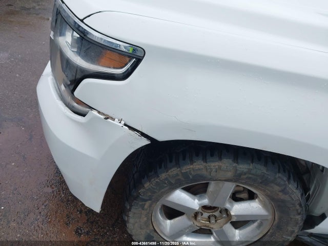 Продаж на аукціоні авто 2015 Chevrolet Tahoe Lt, vin: 1GNSCBKC5FR679939, номер лоту: 43681498