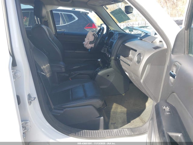 1C4NJRFB5GD789667 Jeep Patriot High Altitude Edition
