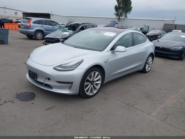 2018 TESLA MODEL 3 5YJ3E1EA6JF007897 Photo 1