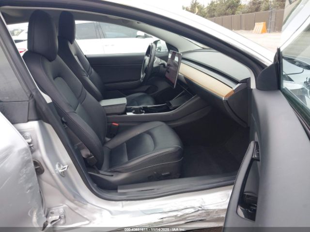 2018 TESLA MODEL 3 5YJ3E1EA6JF007897 Photo 4