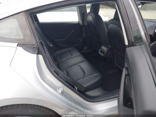 2018 TESLA MODEL 3 5YJ3E1EA6JF007897 Photo 7