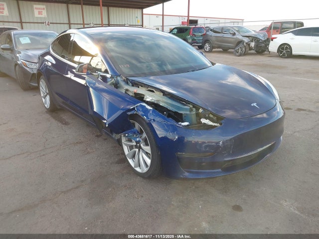 2018 TESLA MODEL 3 5YJ3E1EBXJF063690 Photo 0