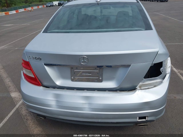 2010 Mercedes-benz C 300 Luxury/sport მანქანა იყიდება აუქციონზე, vin: WDDGF5EB1AF474841, აუქციონის ნომერი: 43681766