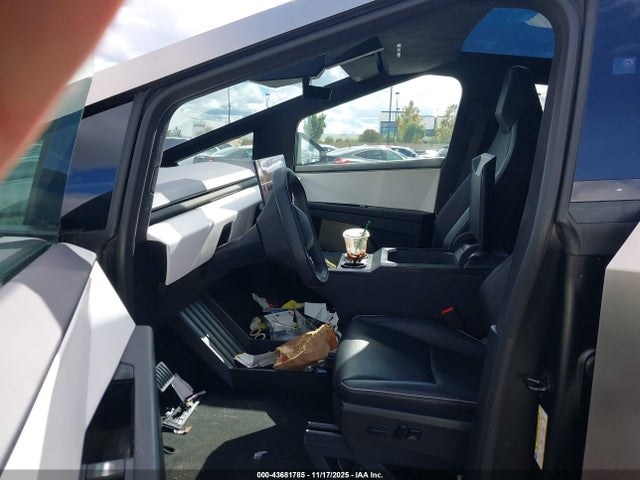 2024 TESLA CYBERTRUCK 7G2CEHED5RA003803 Photo 4
