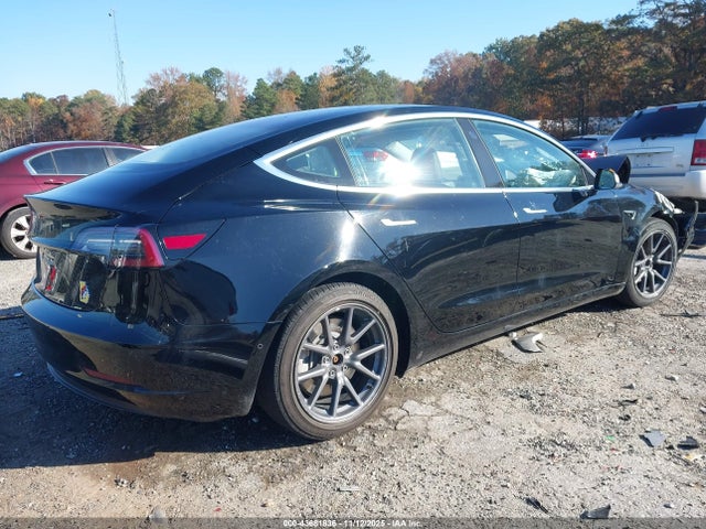 2018 TESLA MODEL 3 5YJ3E1EA0JF039518 Photo 3