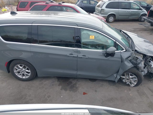 2023 Chrysler Pacifica Touring L მანქანა იყიდება აუქციონზე, vin: 2C4RC1BG1PR505429, აუქციონის ნომერი: 43681873