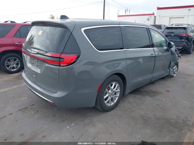 2023 Chrysler Pacifica Touring L მანქანა იყიდება აუქციონზე, vin: 2C4RC1BG1PR505429, აუქციონის ნომერი: 43681873