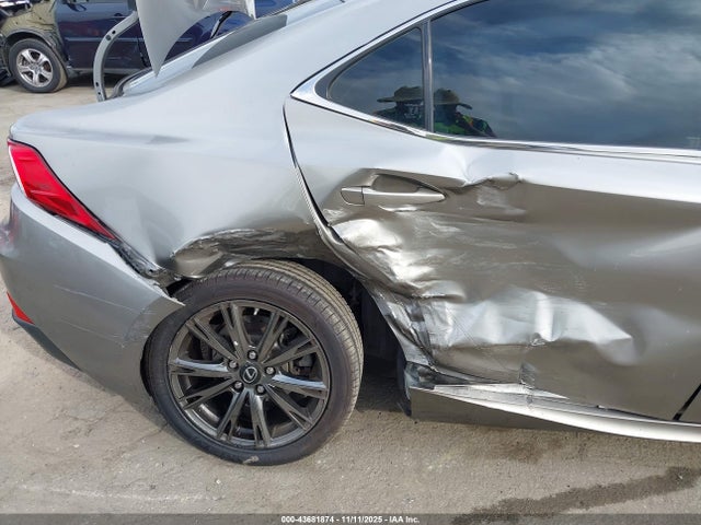 Lexus IS 250 2014 JTHBF1D29E5016456 Image 6