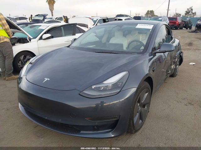 2022 TESLA MODEL 3 5YJ3E1EA9NF373956 Photo 1