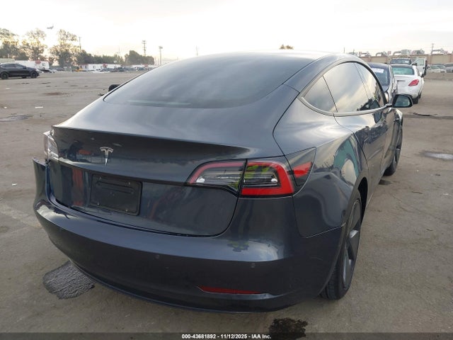 2022 TESLA MODEL 3 5YJ3E1EA9NF373956 Photo 3