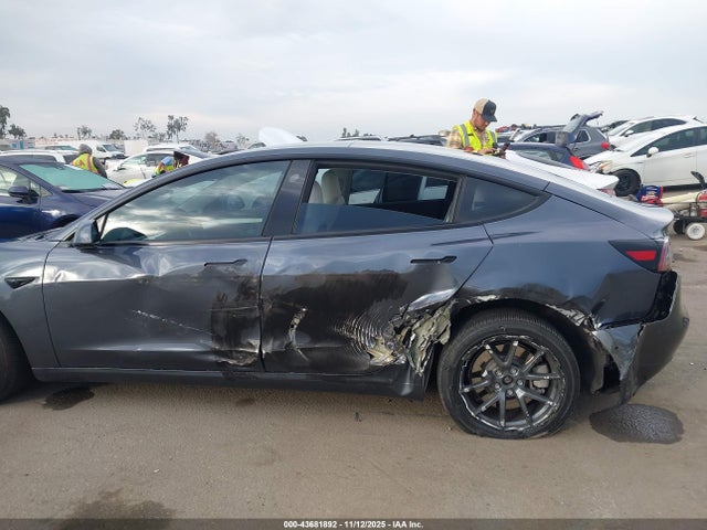 2022 TESLA MODEL 3 5YJ3E1EA9NF373956 Photo 5