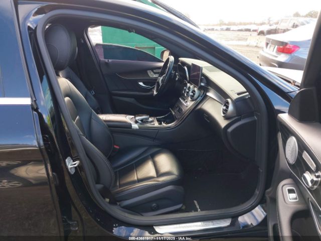 2016 MERCEDES-BENZ C 300 55SWF4KB6GU144743 Photo 4