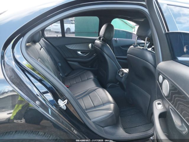 2016 MERCEDES-BENZ C 300 55SWF4KB6GU144743 Photo 7