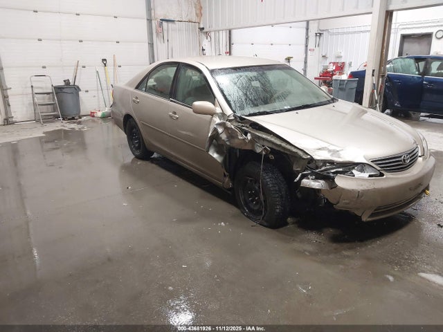 2006 TOYOTA CAMRY 4T1BE32K16U115097