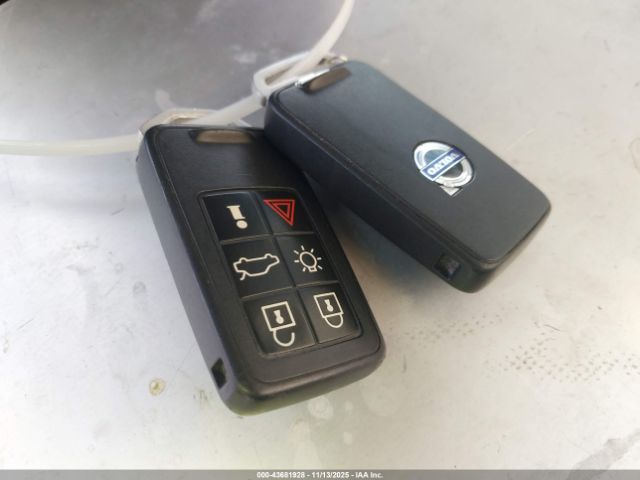 2015 VOLVO XC60 YV440MDCXF2616277 Photo 10