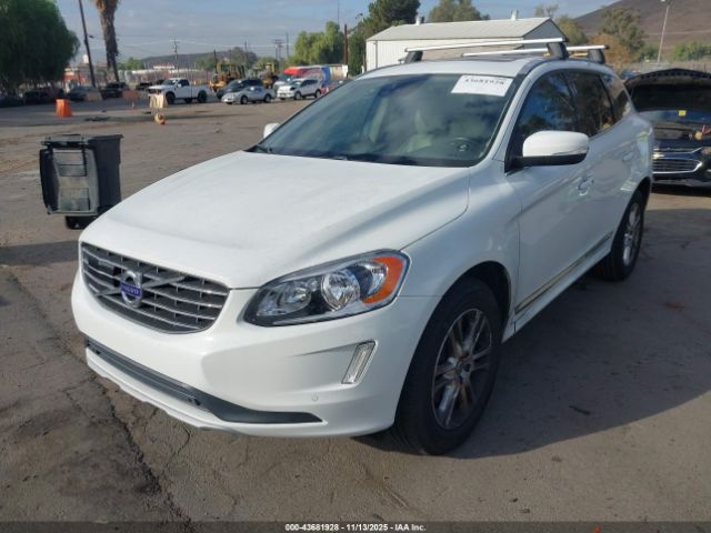 2015 VOLVO XC60 YV440MDCXF2616277 Photo 1