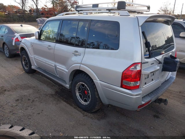 2003 MITSUBISHI MONTERO JA4NW61S83J039550 Photo 2