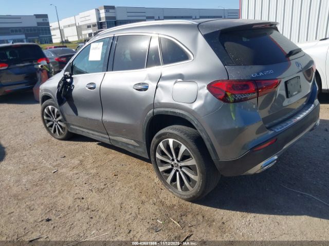 2021 MERCEDES-BENZ GLA 250 W1N4N4GB2MJ217818 Photo 2