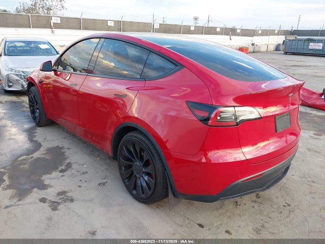 2022 TESLA MODEL Y 7SAYGDEF7NF437430 Photo 2
