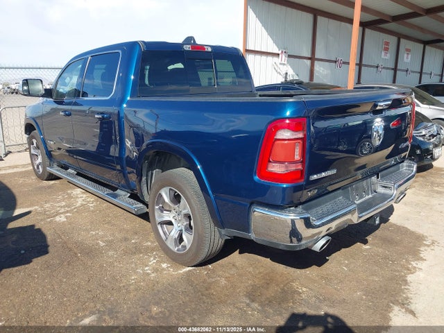 2022 RAM 1500 1C6SRFJT1NN208335 Photo 2