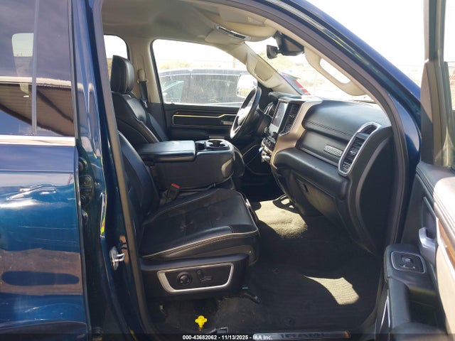 2022 RAM 1500 1C6SRFJT1NN208335 Photo 4