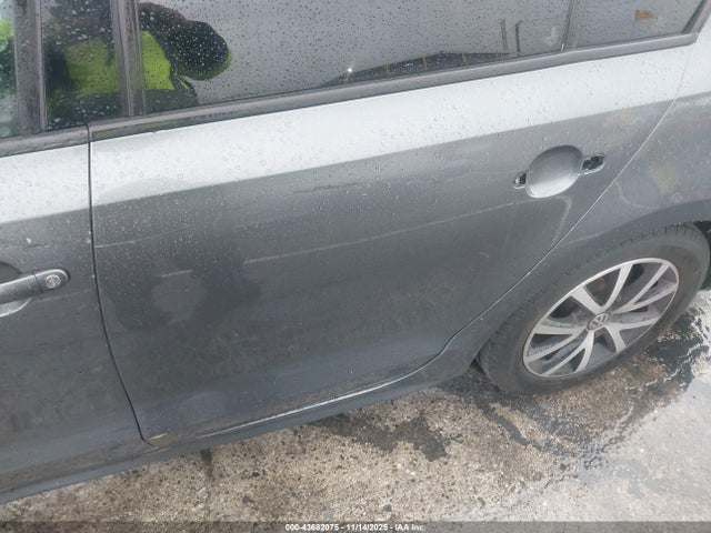 3VWD67AJ8GM266662 Volkswagen Jetta 1.4t Se