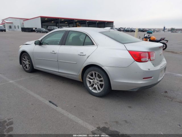 2015 CHEVROLET MALIBU 1G11C5SL7FF299095 Photo 2