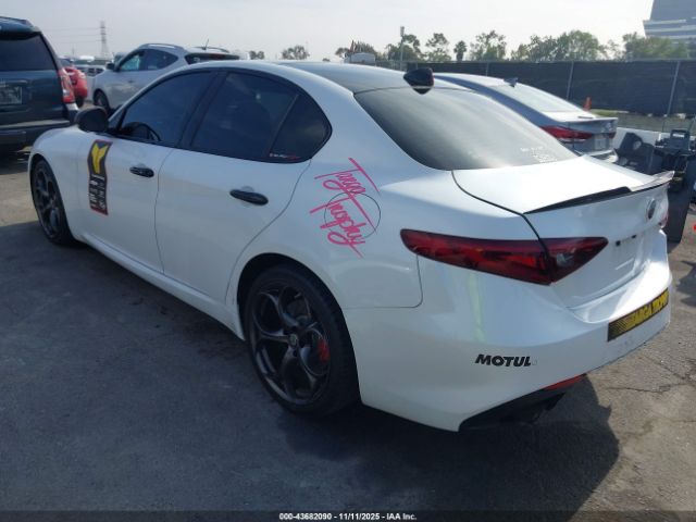 2018 ALFA ROMEO GIULIA ZARFAECNXJ7566533 Photo 2