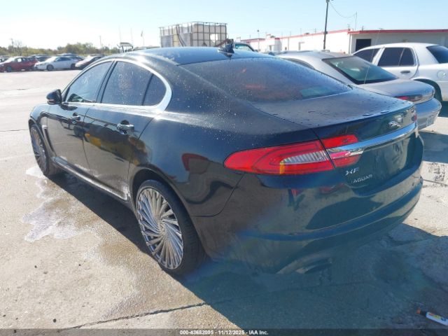 2013 JAGUAR XF SAJWA0ES8DPU02509 Photo 2