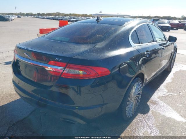2013 JAGUAR XF SAJWA0ES8DPU02509 Photo 3