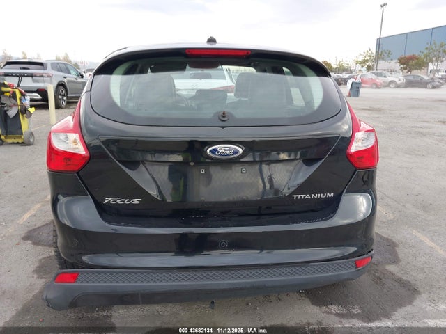 Ford Focus Titanium 2014 1FADP3N26EL294721 Image 16