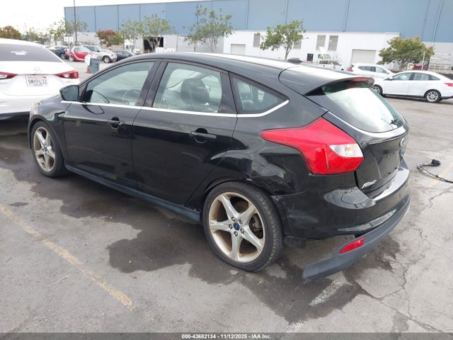 Ford Focus Titanium 2014 1FADP3N26EL294721 Image 3