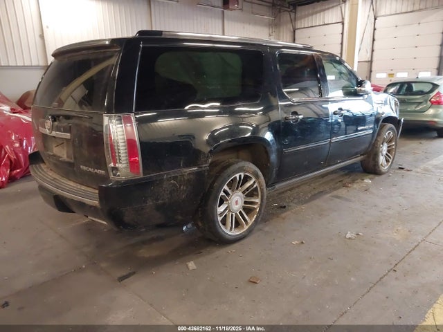 2013 CADILLAC ESCALADE ESV 1GYS4JEF6DR368159 Photo 3
