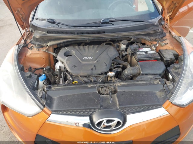 2013 Hyundai Veloster Base W/black მანქანა იყიდება აუქციონზე, vin: KMHTC6AD3DU133404, აუქციონის ნომერი: 43682213