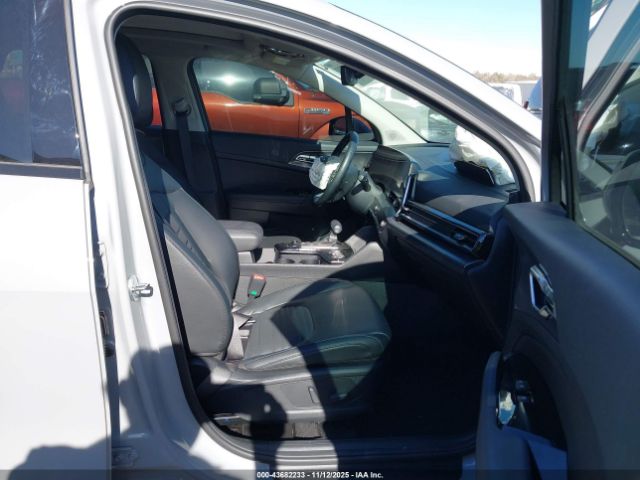2025 KIA SPORTAGE 5XYK53DF1SG266005 Photo 4