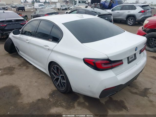 2021 BMW 540I WBA53BJ00MCF56384 Photo 2