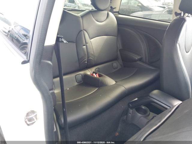 2012 MINI COOPER WMWSU3C56CT260800 Photo 7
