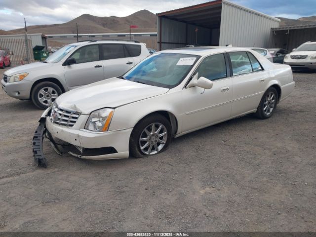 2011 CADILLAC DTS 1G6KD5E60BU147831 Photo 1