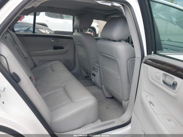 2011 CADILLAC DTS 1G6KD5E60BU147831 Photo 7