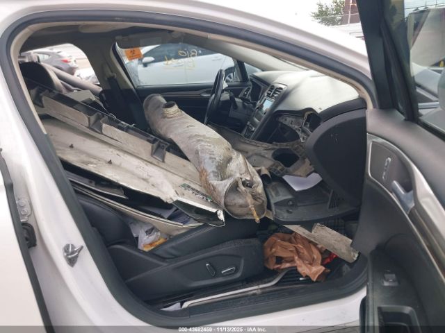 2017 FORD FUSION ENERGI 3FA6P0PU5HR242038 Photo 4