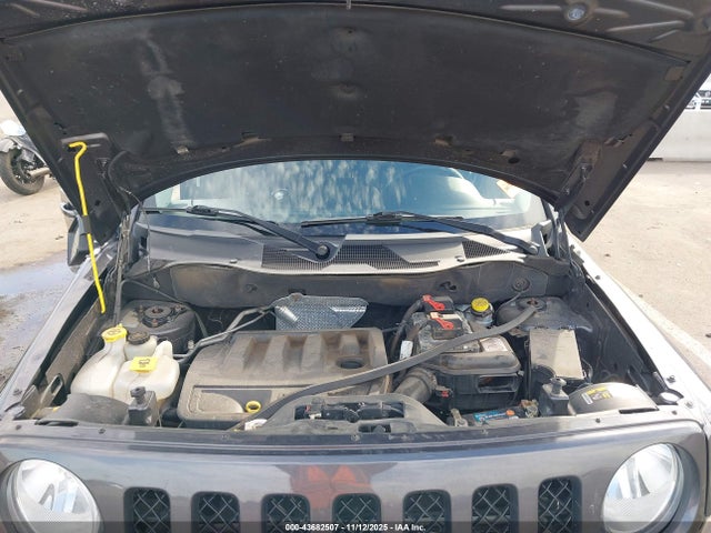 1C4NJRCBXFD239531 Jeep Patriot Limited