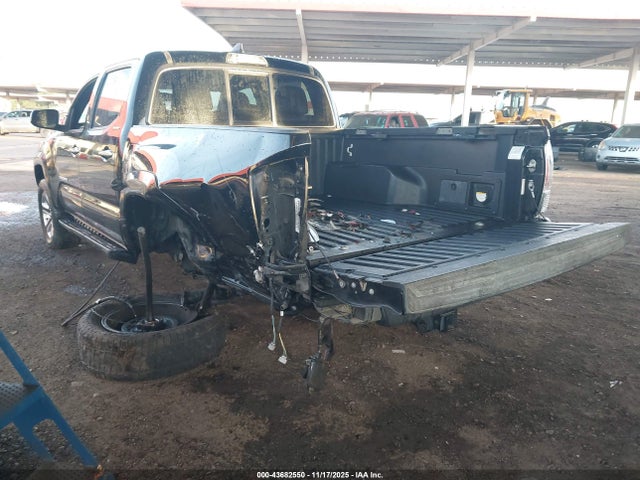 3TMGZ5AN3GM029673 Toyota Tacoma Limited