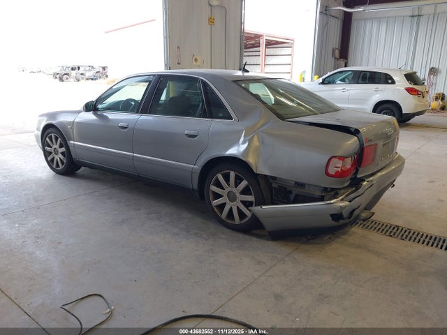 2003 AUDI S8 WAUGU44D33N002658 Photo 2