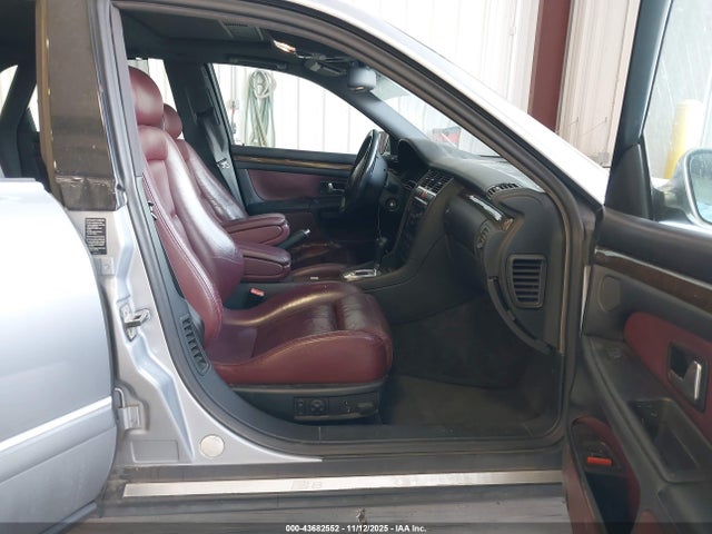 2003 AUDI S8 WAUGU44D33N002658 Photo 4