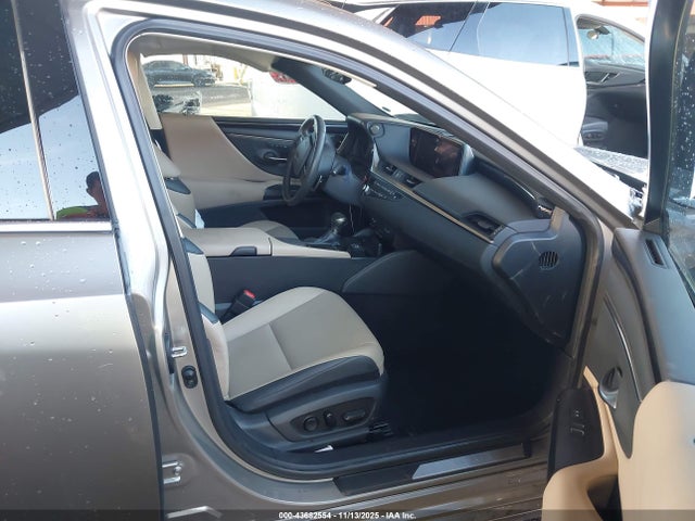 58ADZ1B15MU084712 Lexus ES 350
