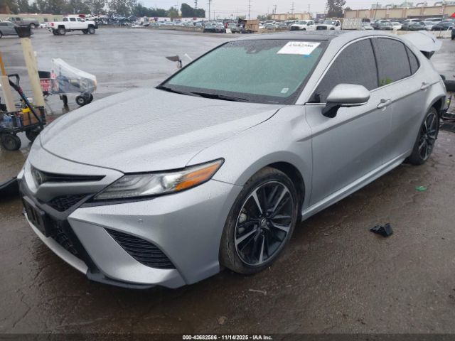 2018 TOYOTA CAMRY 4T1BZ1HK9JU017458 Photo 1