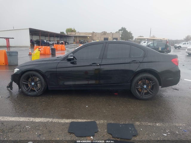 BMW 340i 2016 WBA8B3G50GNT62503 Image 15