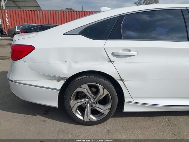 1HGCV1F43JA193207 Honda ACCORD EX
